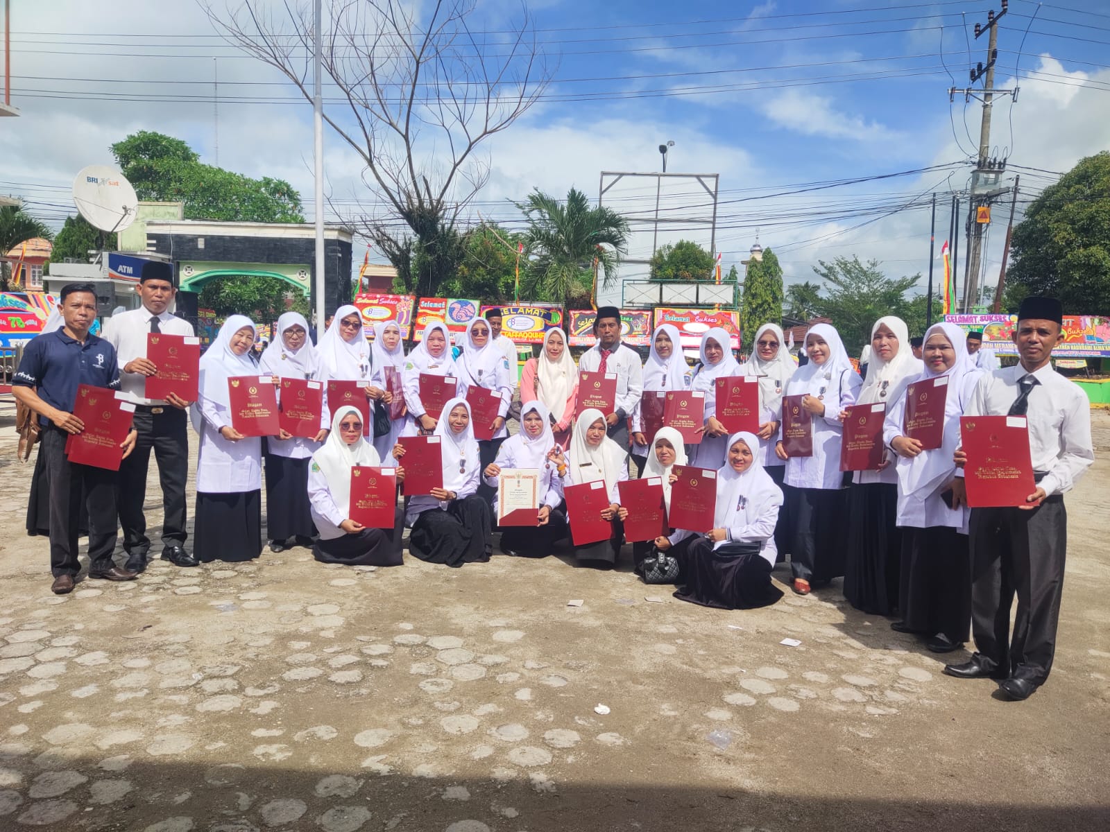 SATYALENCANA TERBANYAK