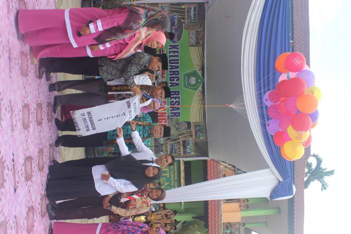 PELEPASAN SISWA/I KELAS IX MTs NEGERI 1 MERANGIN