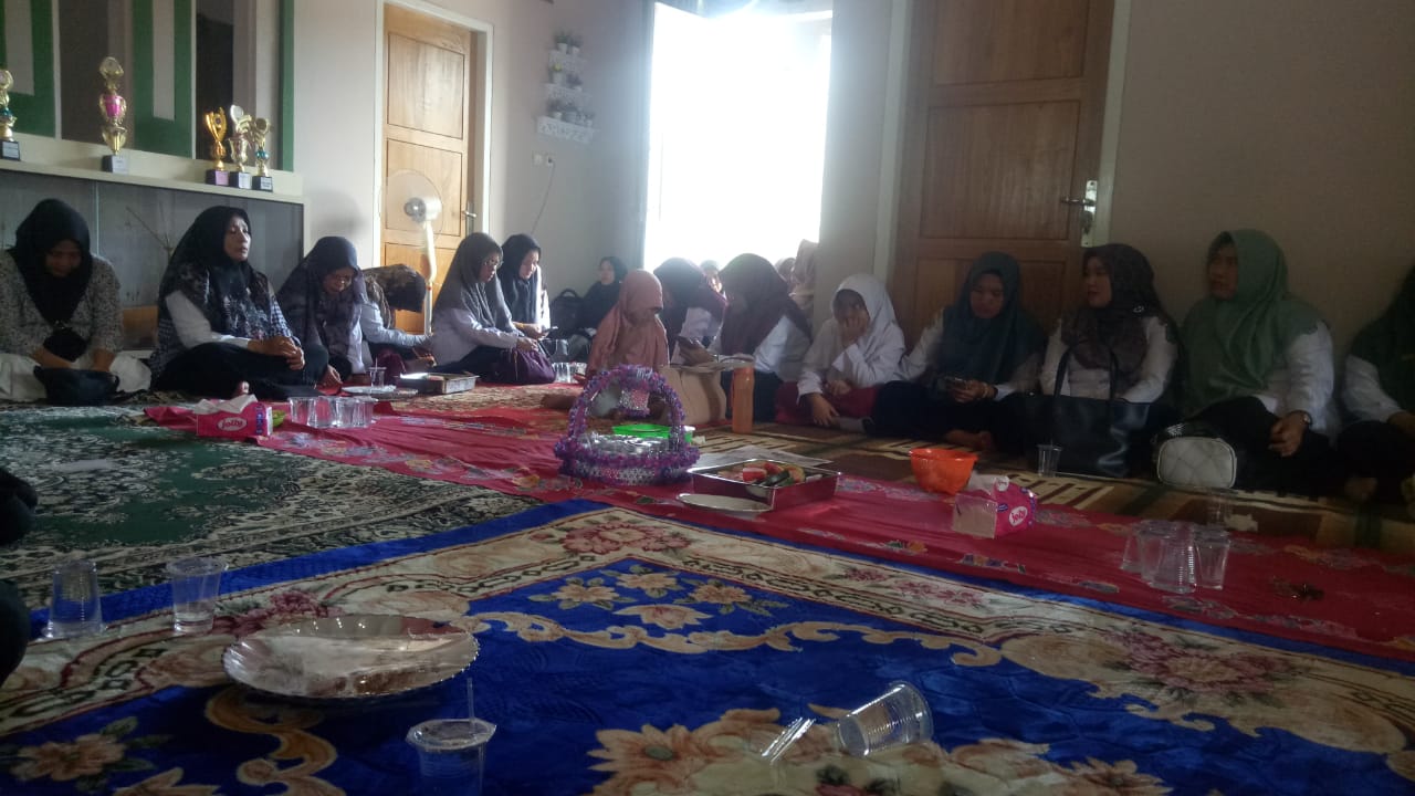  MTsN 1 Merangin Turut Berduka Atas Meninggalnya Orang Tua Ibu Iftitah