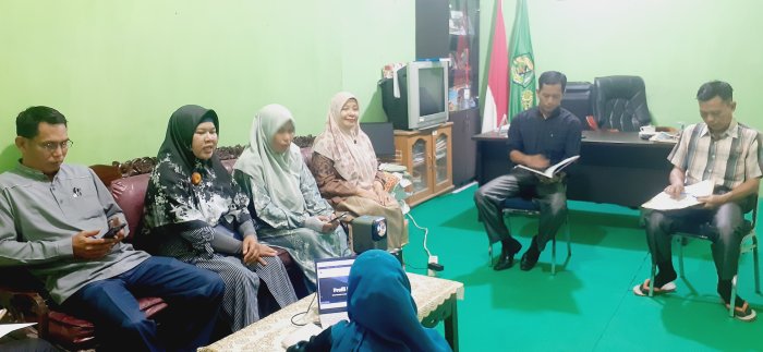 Follow Up Bimtek Web: MTsN 1 Merangin Tingkatkan Kemampuan Guru dalam Pemanfaatan Teknologi