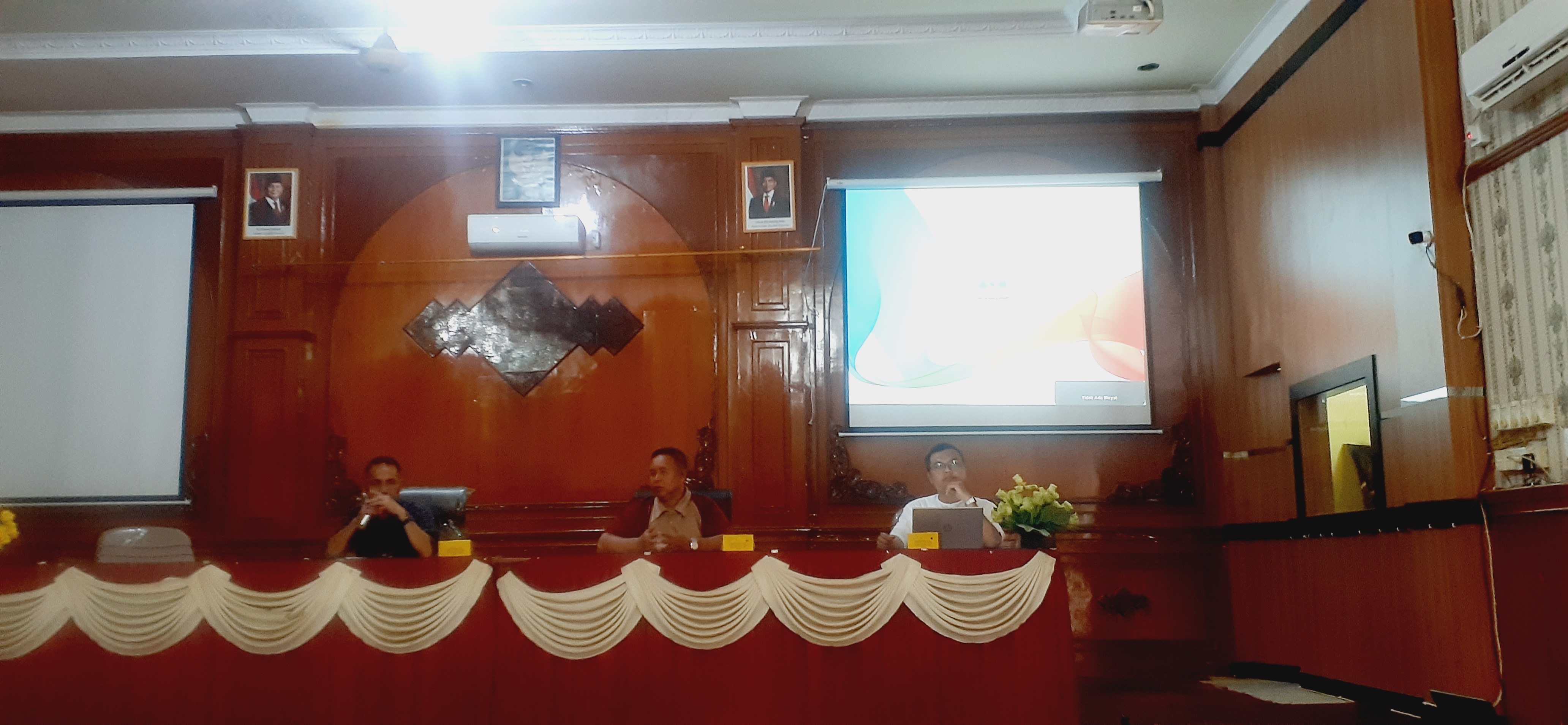 MTsN 1 Merangin Mengikuti Kegiatan Pengelolaan Website Madrasah