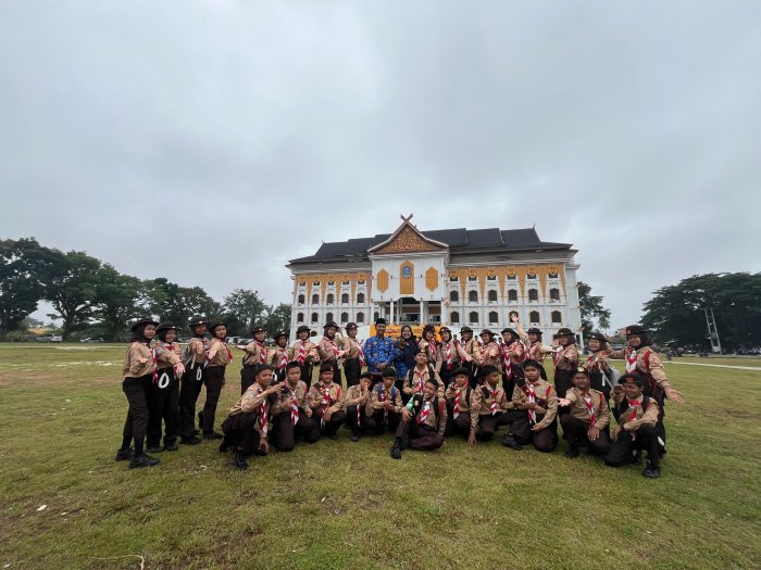 Anggota Pramuka Gudep 063-064 Ikuti Upacara Sumpah Pemuda Di Lapangan Kantor Bupati Merangin