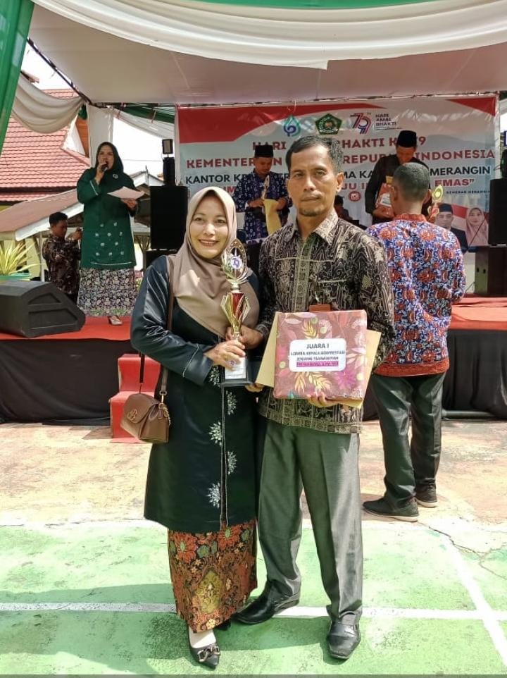 Kepala MTs N 1 Merangin Raih Juara 1 Kepala Madrasah Berprestasi